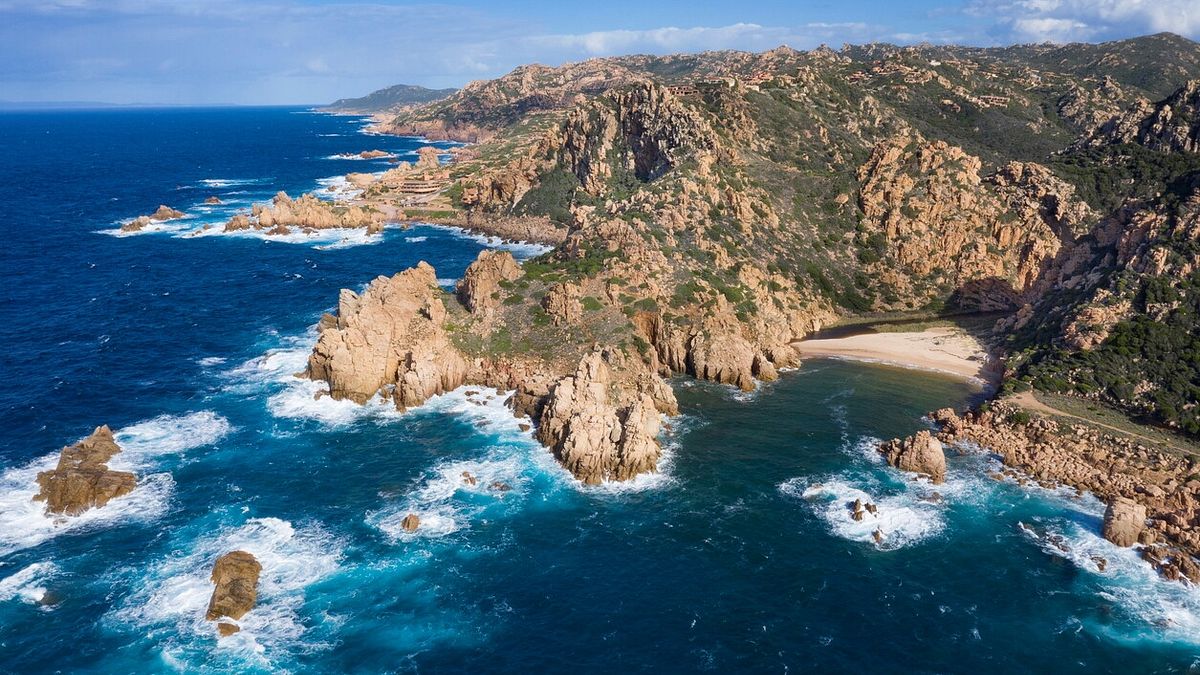  Cala Li Cossi, Costa Paradiso