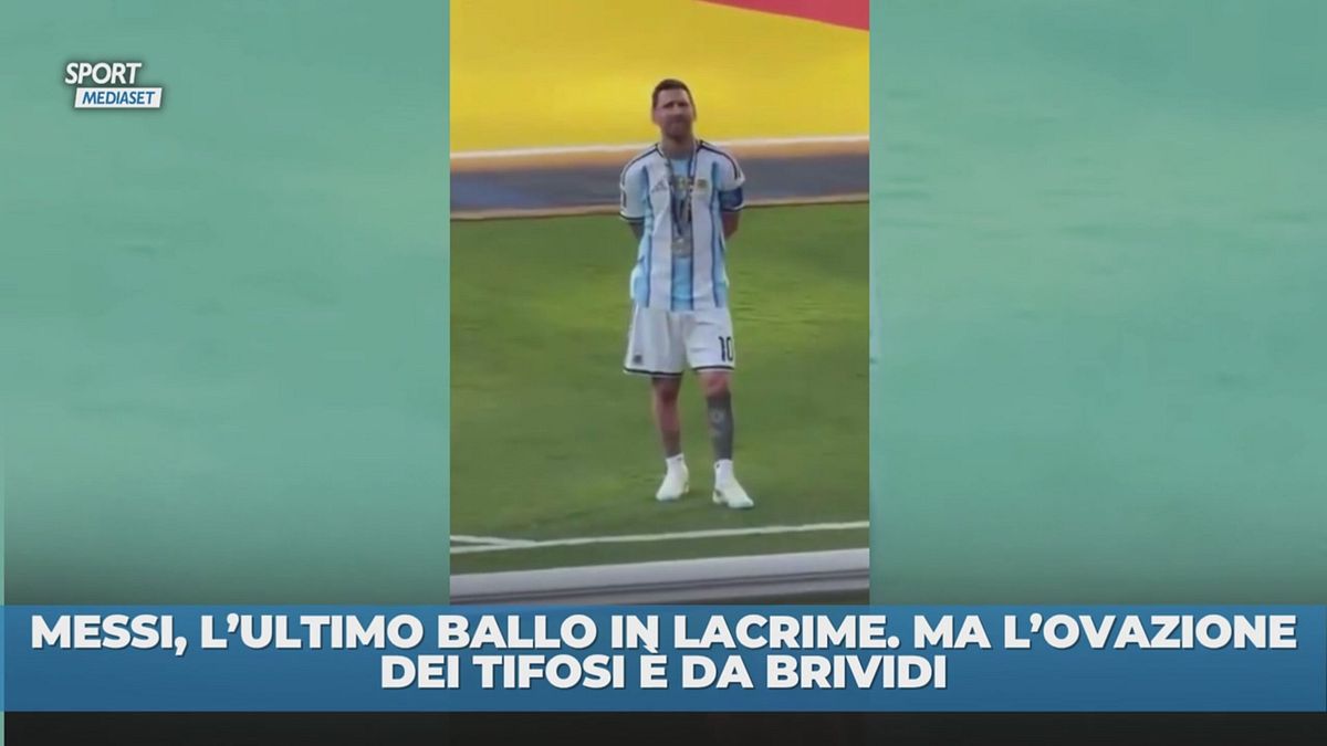 Lacrime Messi, ma ovazione dei tifosi da brividi