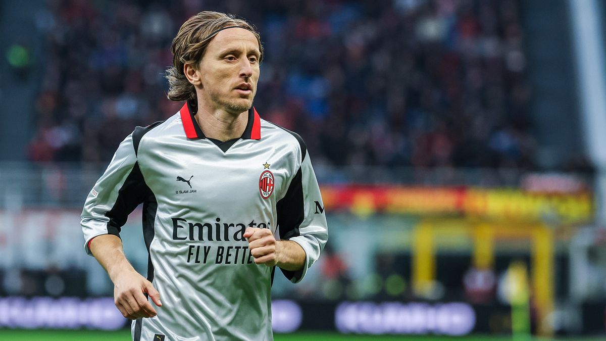 LUKA MODRIC, 40, MILAN: VdM 40 MLN