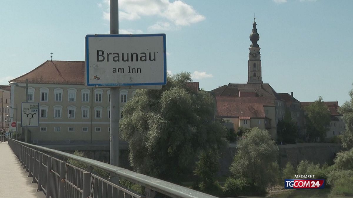 Austria, la casa natale di Adolf Hitler è ora una stazione di polizia