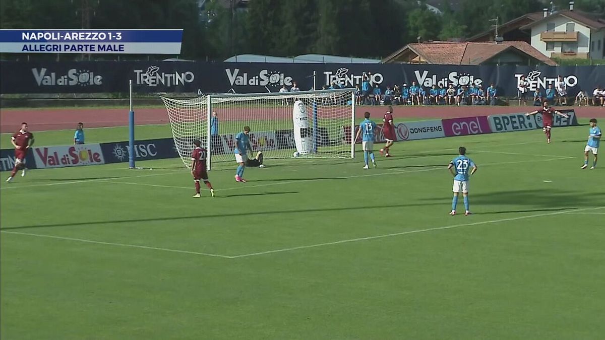 Napoli-Arezzo 1-3