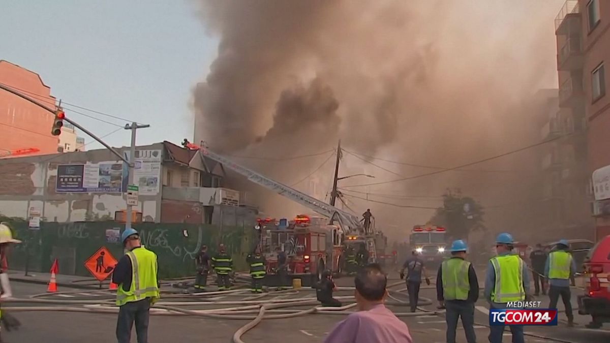 incendio new york per sito SRV