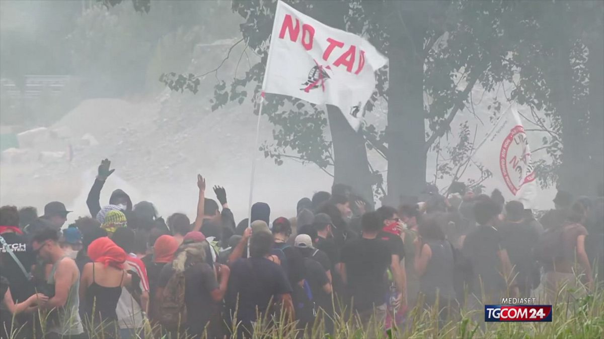 12.00 IL GRUPPO NERO SRV