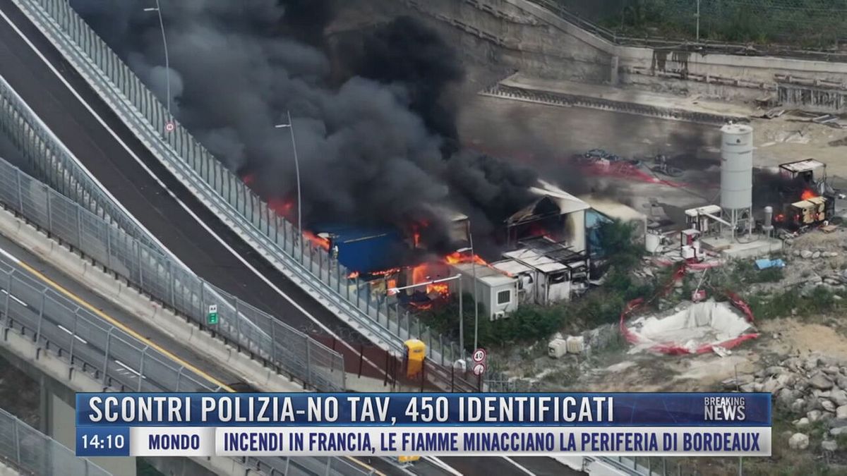 Breaking News delle 14.00 | Scontri polizia-No Tav, 450 identificati