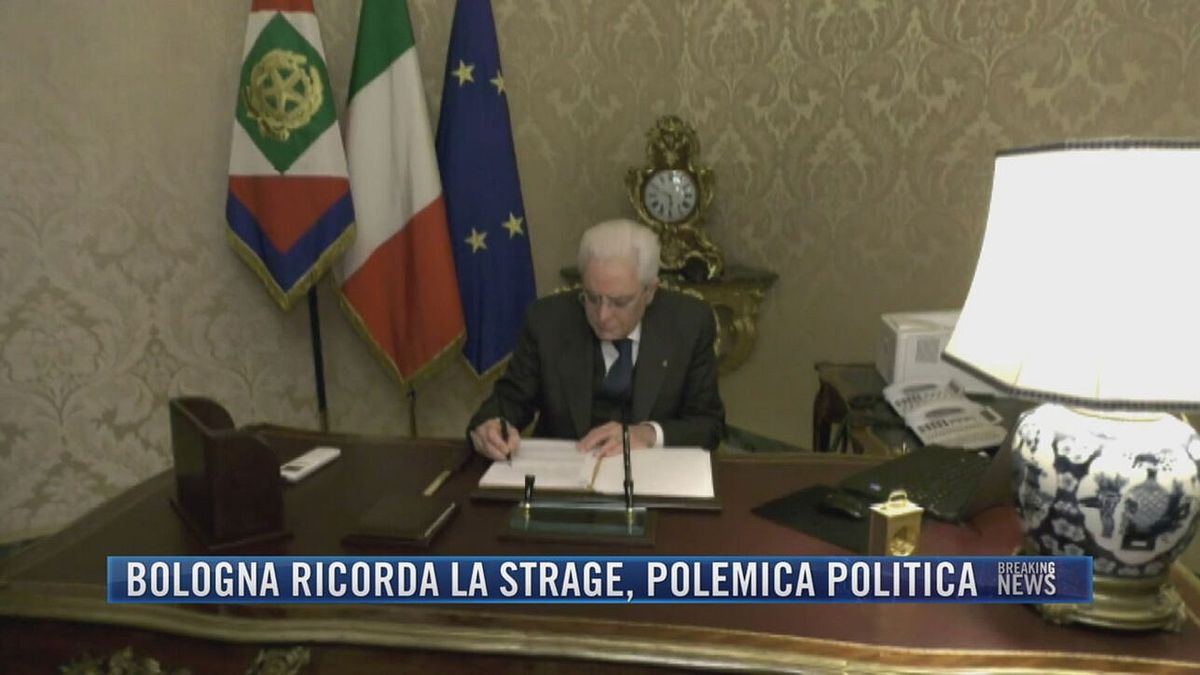 Breaking News delle 21.30 | Bologna ricorda la strage, polemica politica