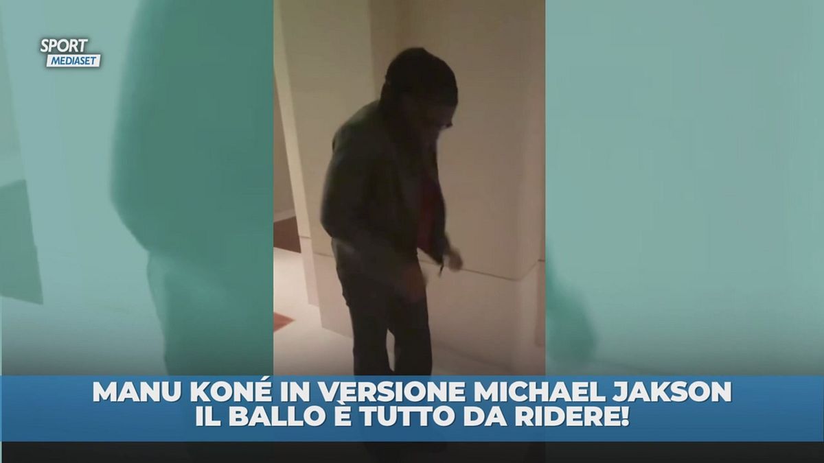 Manu Koné come Michael Jakson