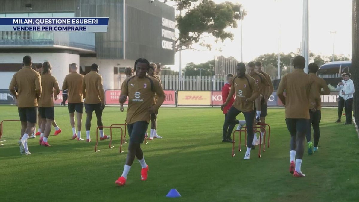 Milan, questione esuberi