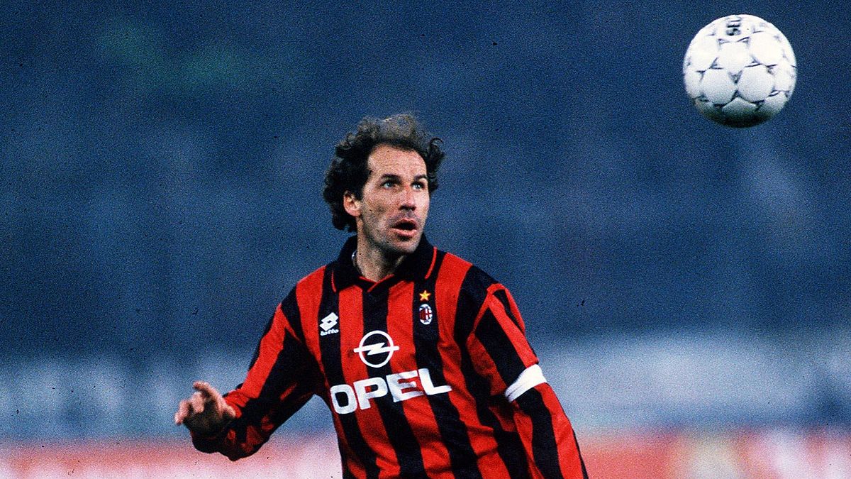 Franco Baresi (Milan): 39 presenze dal 1977 al 1997