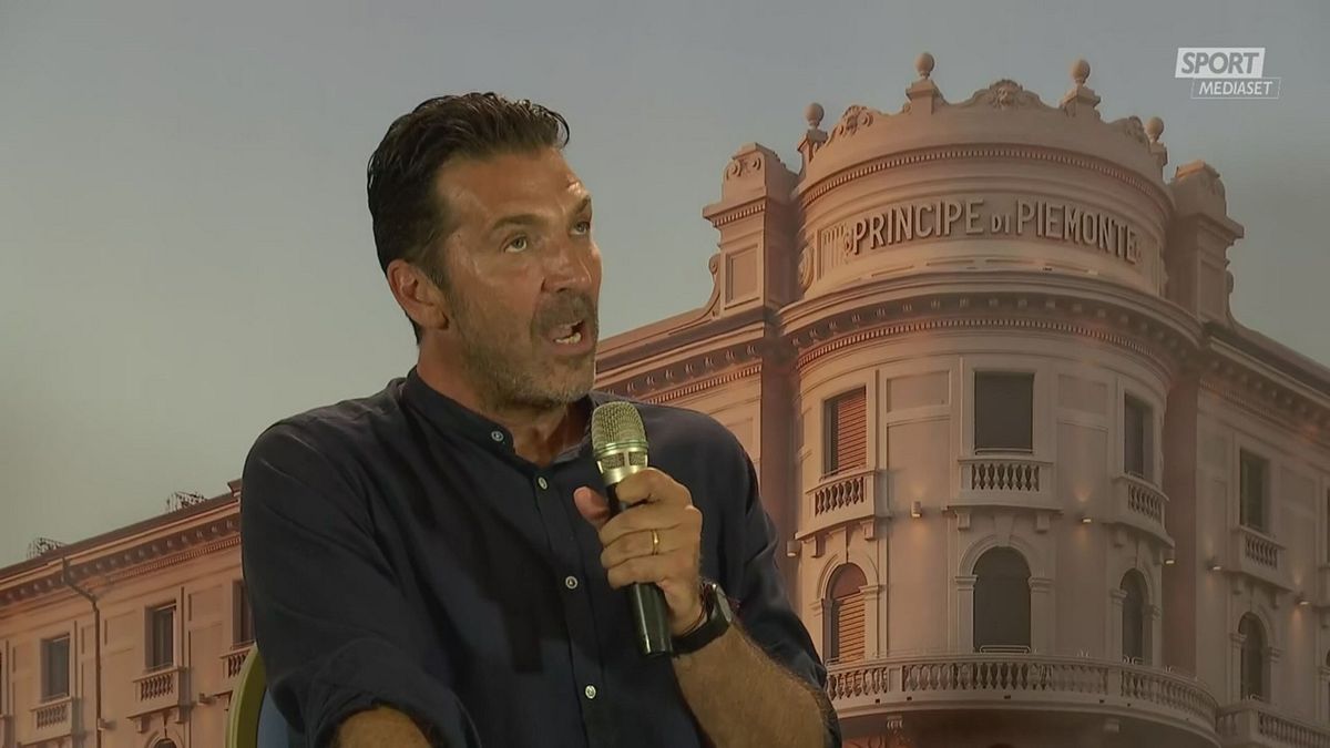 DICH BUFFON SU PIRLO DICH
