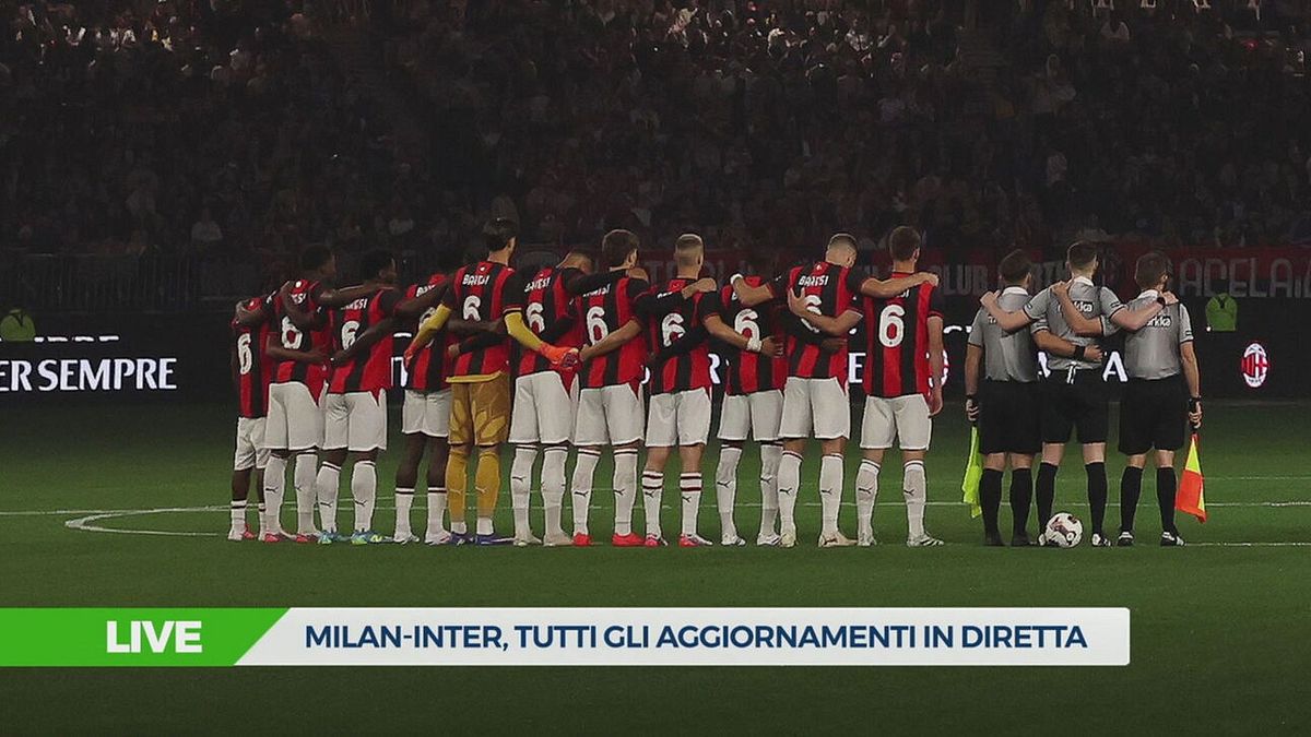 Milan-Inter, la maglia omaggio a Baresi, applausi a minuto 6