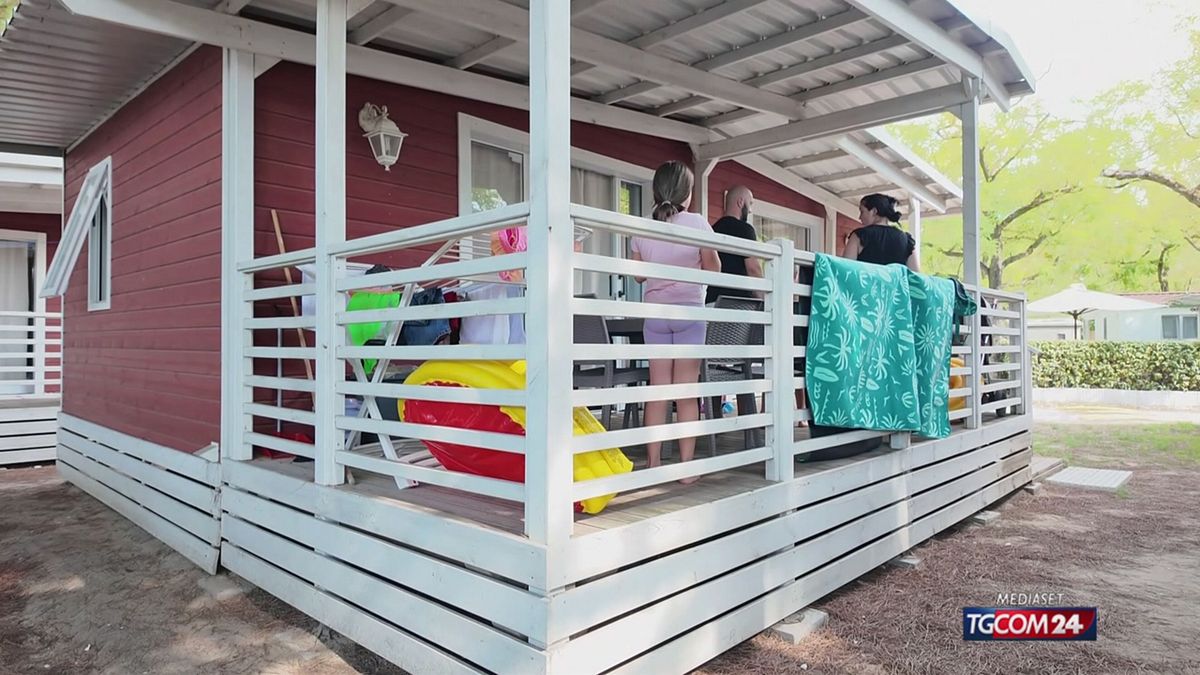18.00 CESENATICO, TURISTI TRUFFATI GRATIS AL CAMPING SRV