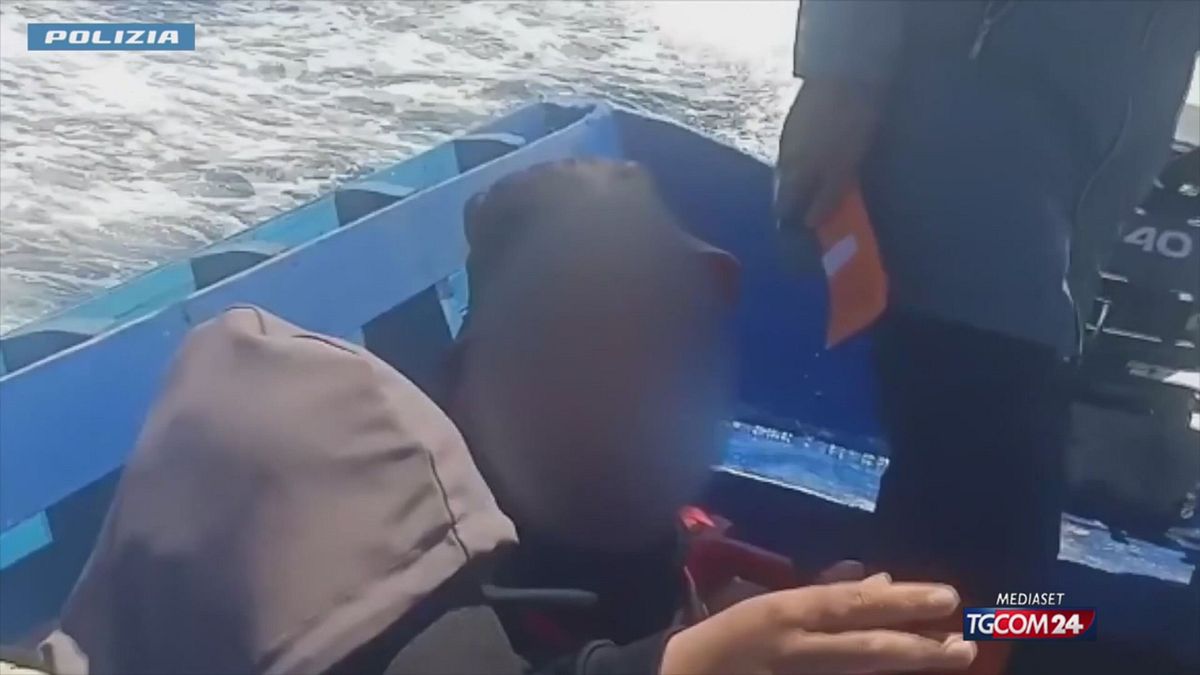 12.00 IMMIGRAZIONE CLANDESTINA, BLITZ CAGLIARI SRV