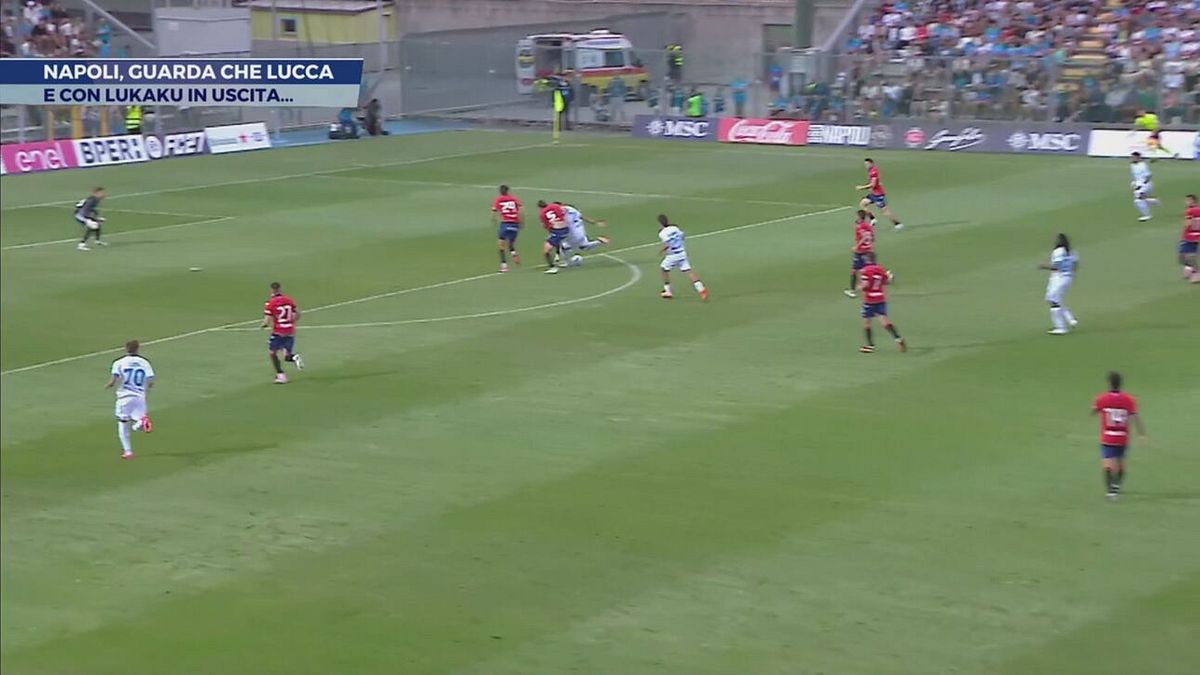 Napoli, guarda che Lucca