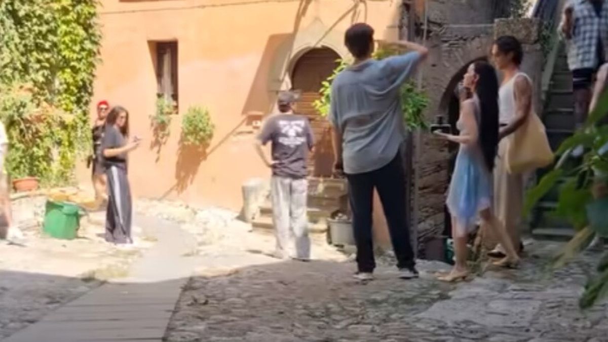 Dove Cameron e Damiano David sul set a Capena