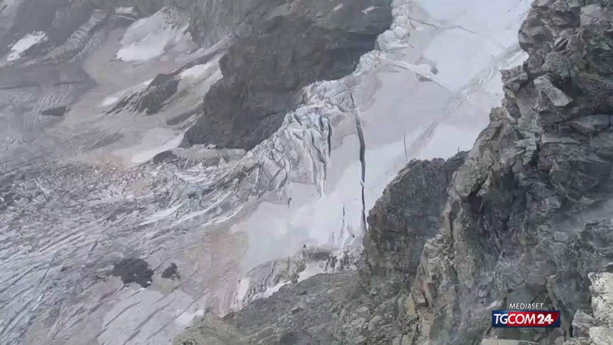 18.00 RIFUGIO A 3600 MT CHIUDE PER CALDO SRV