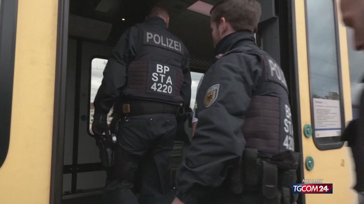 12.00 MIGRANTI, LA GERMANIA INSISTE SRV