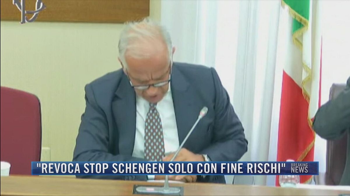 Breaking News delle 18.00 | "Revoca stop Schengen solo con fine rischi"