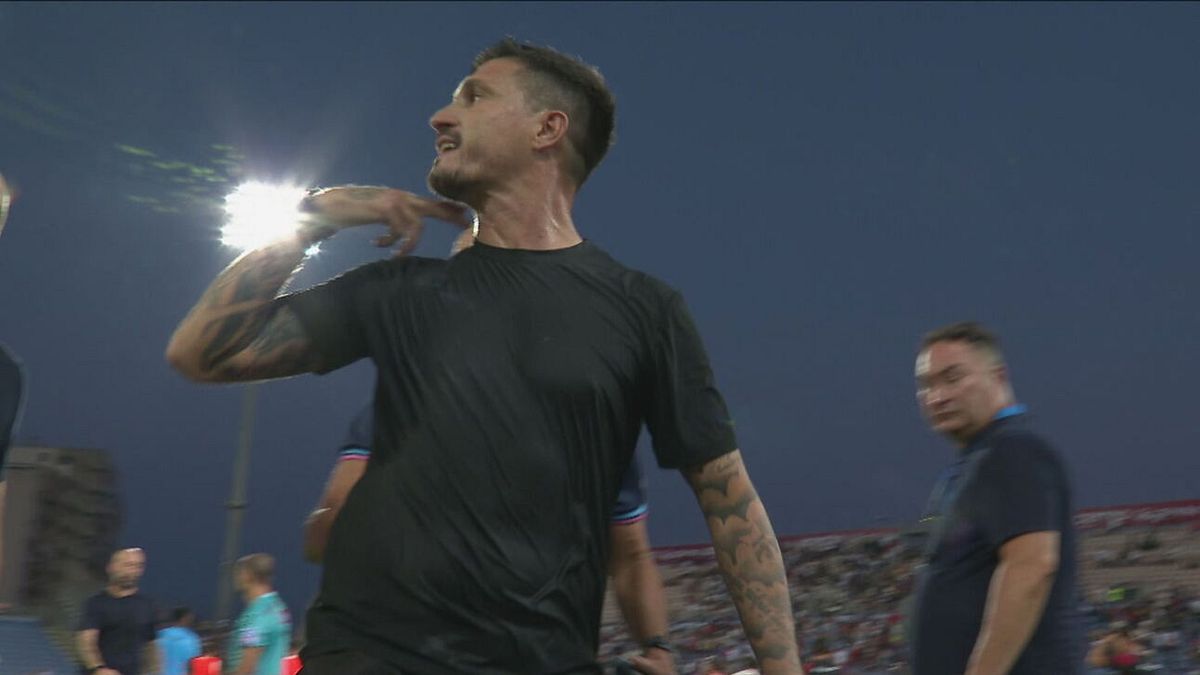 Espulso Pisacane: "Maldini si stava spezzando il collo!"