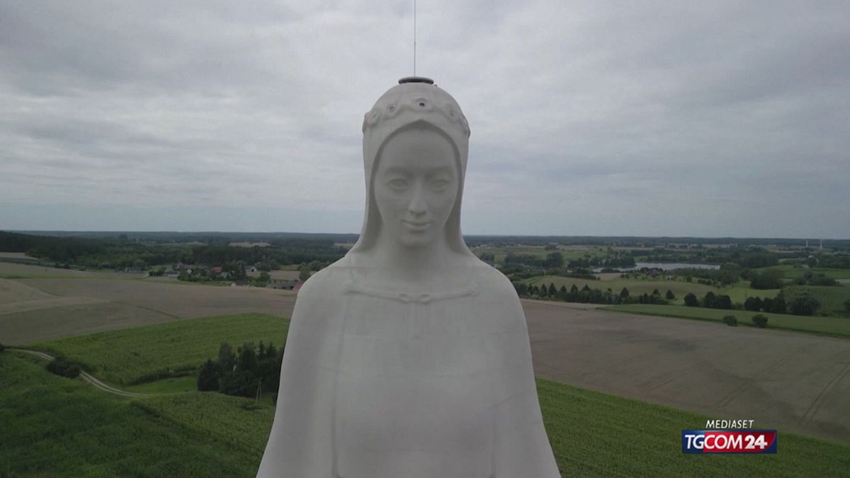 12.00 MCH POLONIA, STATUA MADONNA DA RECORD MCH
