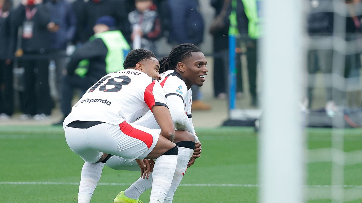 Nkunku e Leao