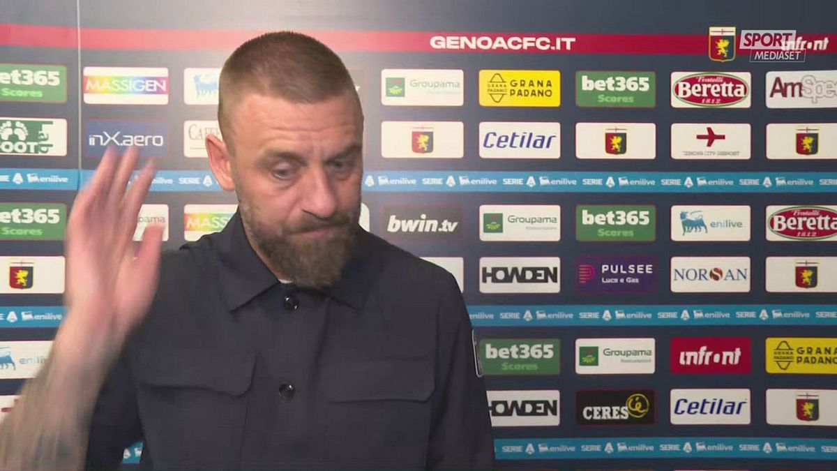 DICH DE ROSSI ARRABBIATO POST GENOA-NAPOLI 22/8 DICH