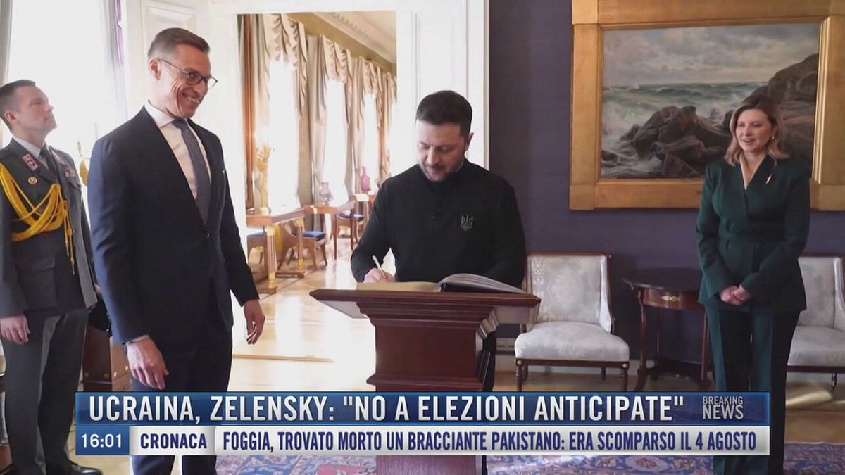 Breaking News delle 16.00 |  Ucraina, Zelensky: "No a elezioni anticipate"