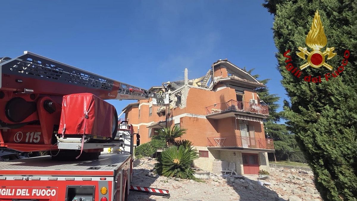 La palazzina dove si è verificata l'esplosione a Cassino, Frosinone