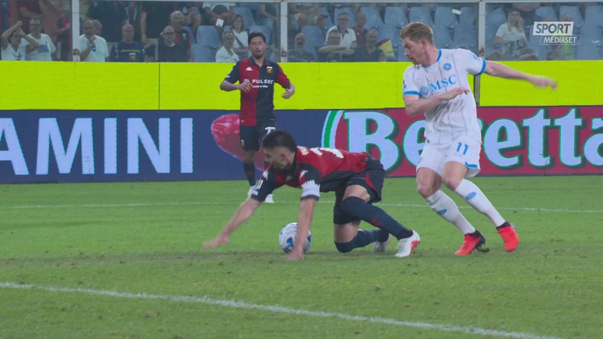 SRV RULLO NAPOLI DE BRUYNE RISPONDE ALLE CRITICHE 24/8 (MUSICA) SRV