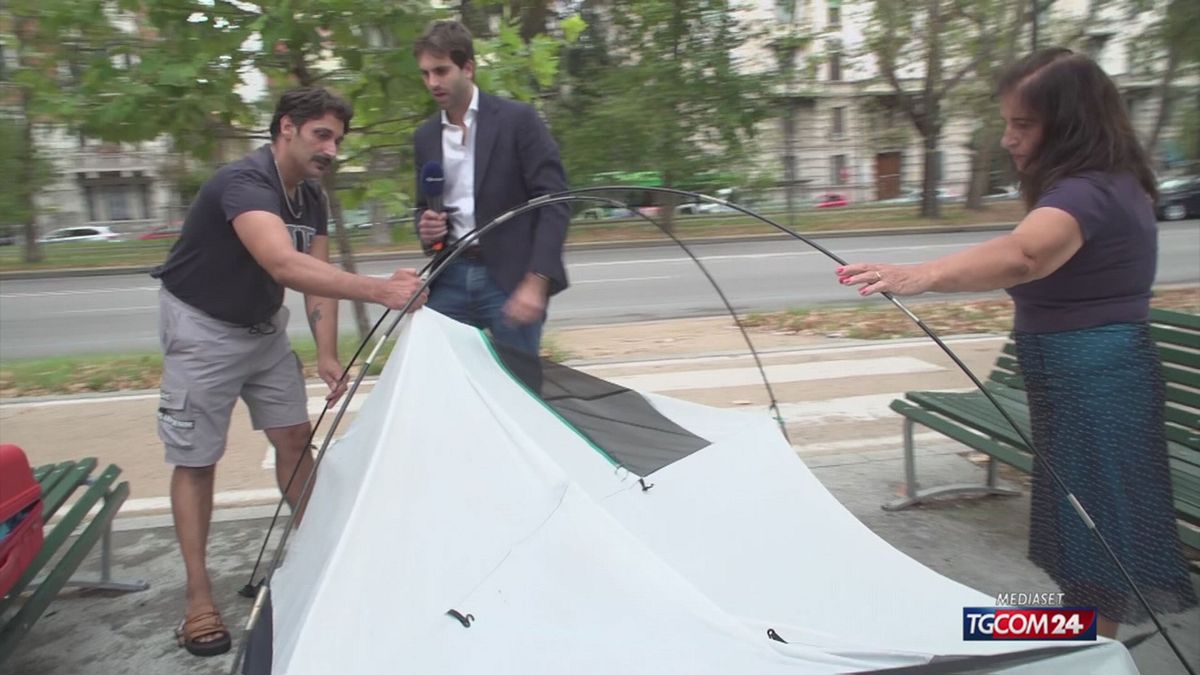 18.10 ANNA E RAFFAELE VIVERE IN TENDA A MILANO