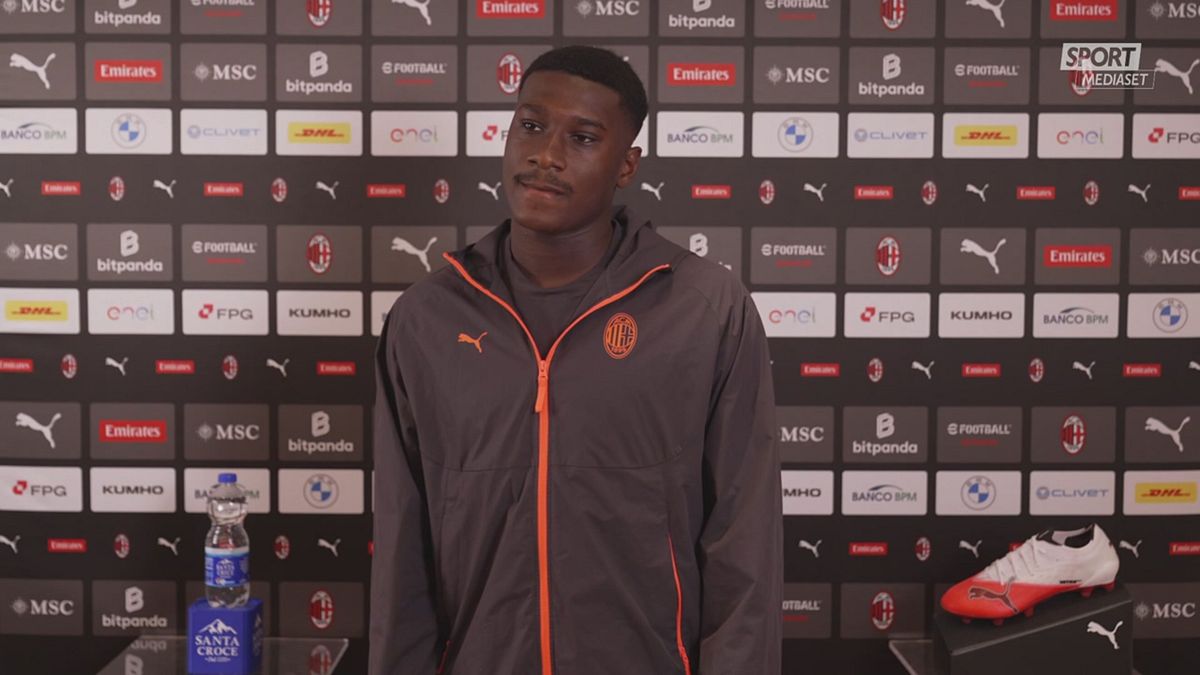 DICH DIAWARA MILAN STORE DICH