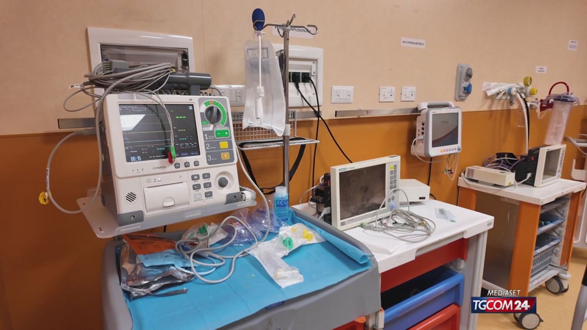 18.00 DIFTERITE PALERMO, 8 MEDICI INDAGATI SRV