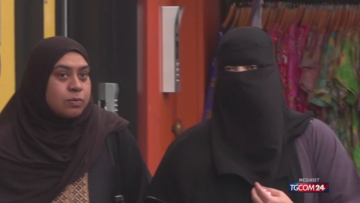 18.00 UK DONNE E SHARIA SRV