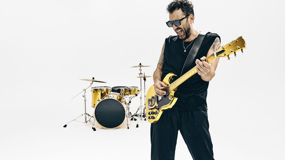 Cesare Cremonini annuncia a sorpresa un nuovo album (senza IA)
