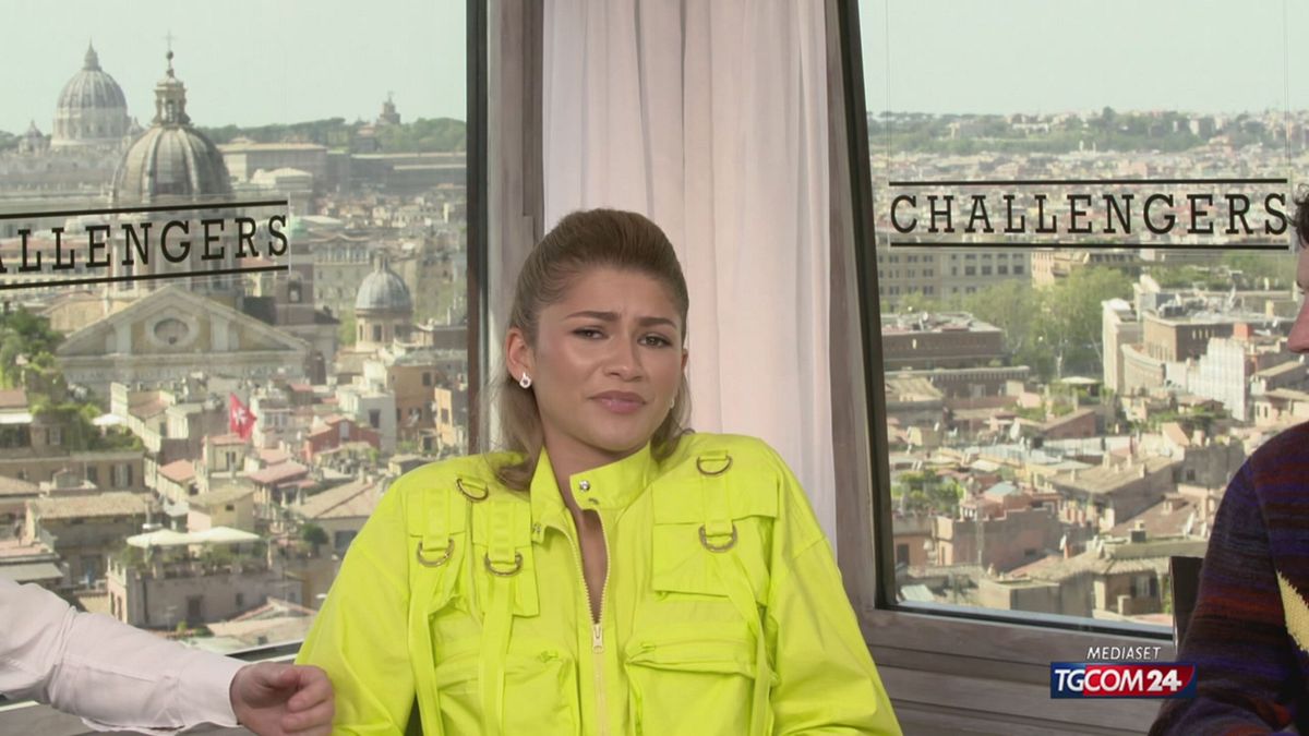 18.00 ZENDAYA  SRV