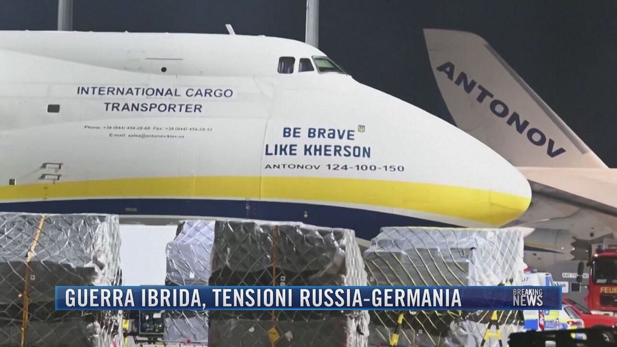 Breaking News delle 21.30 | Guerra ibrida, tensioni Russia-Germania