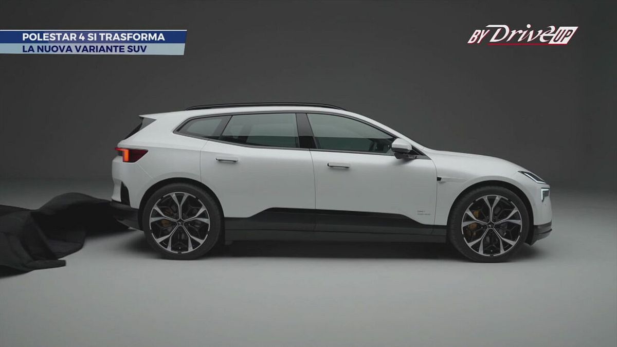 Polestar 4 si trasforma