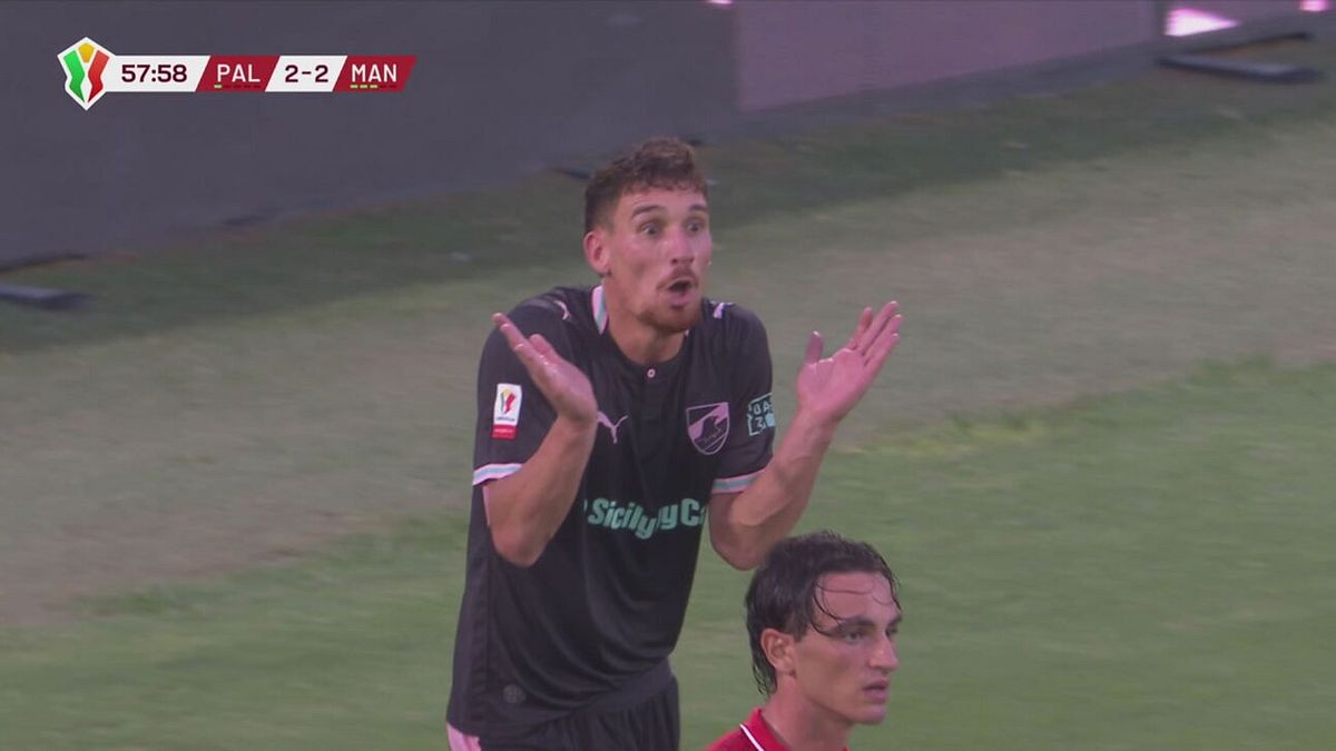 58' | Gol annullato a Gabrielloni (Palermo-Mantova 2-2)