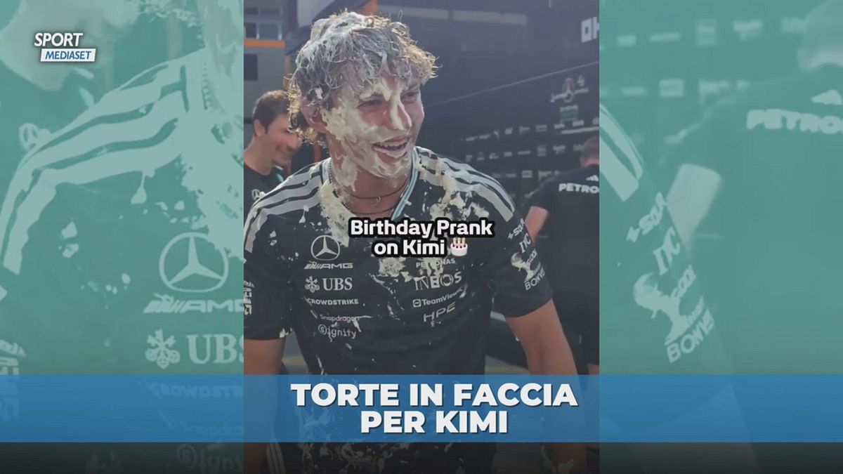 "Agguato" a Kimi Antonelli: torte in faccia per il compleanno
