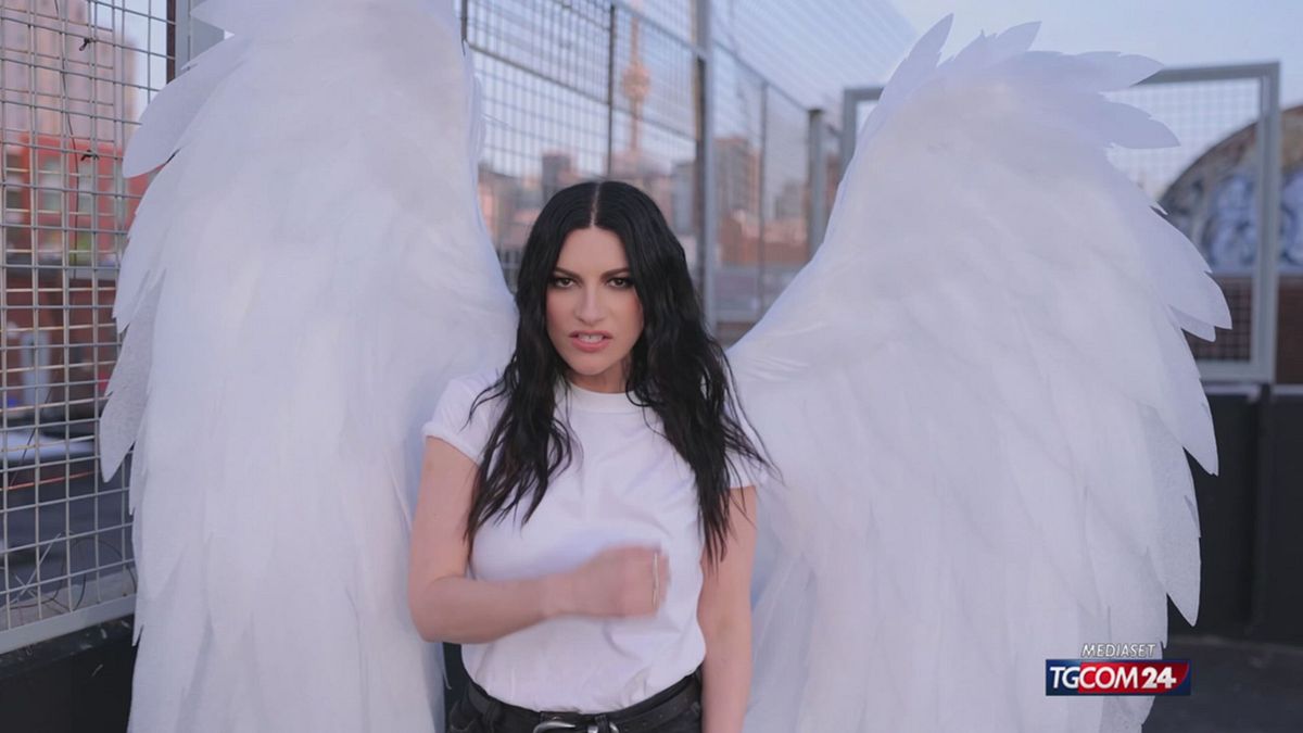 12.00 LAURA PAUSINI OK SRV