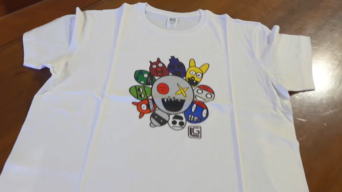 Città di Castello: Lorenzo, affetto da autismo, crea delle T-shirt per finanziare il suo sogno