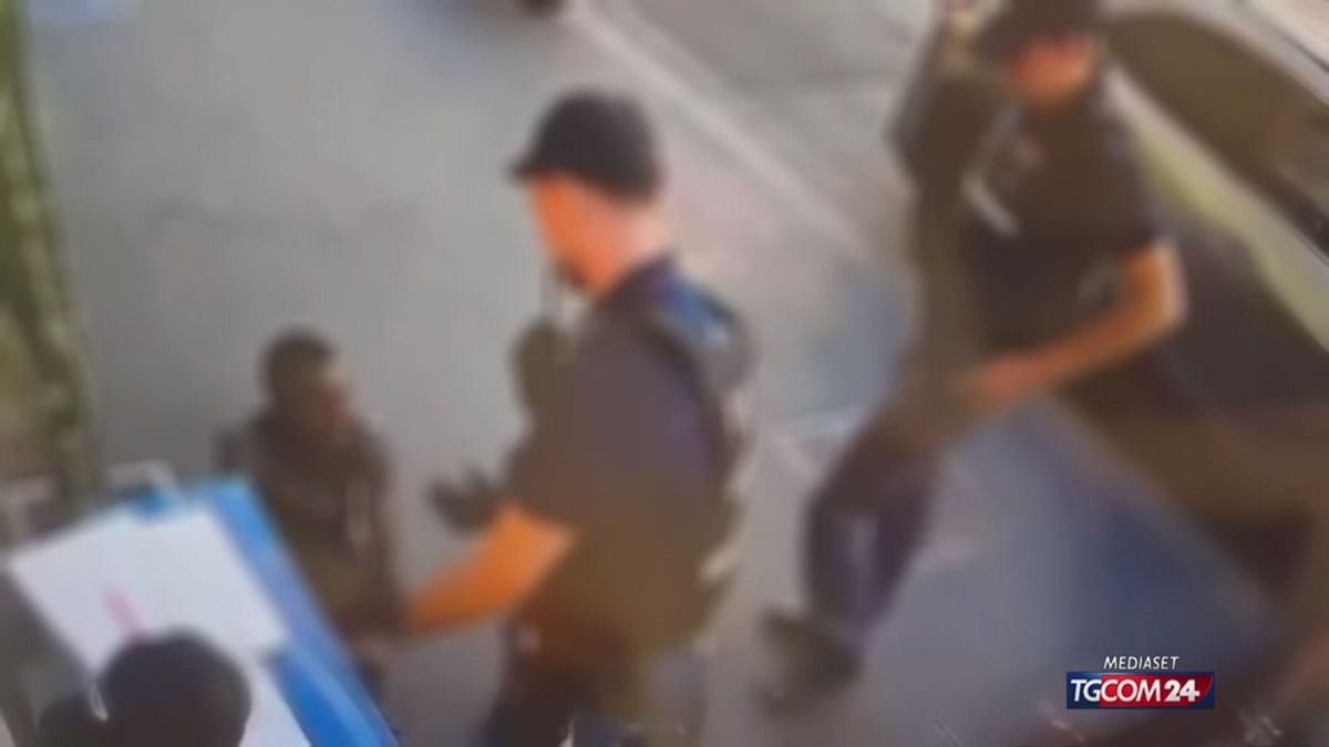 18.10 ROMA, POLIZIOTTI AGGREDITI OK