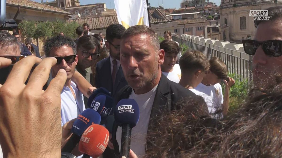DICH TOTTI SUL CENTENARIO ROMA 8/9 DICH