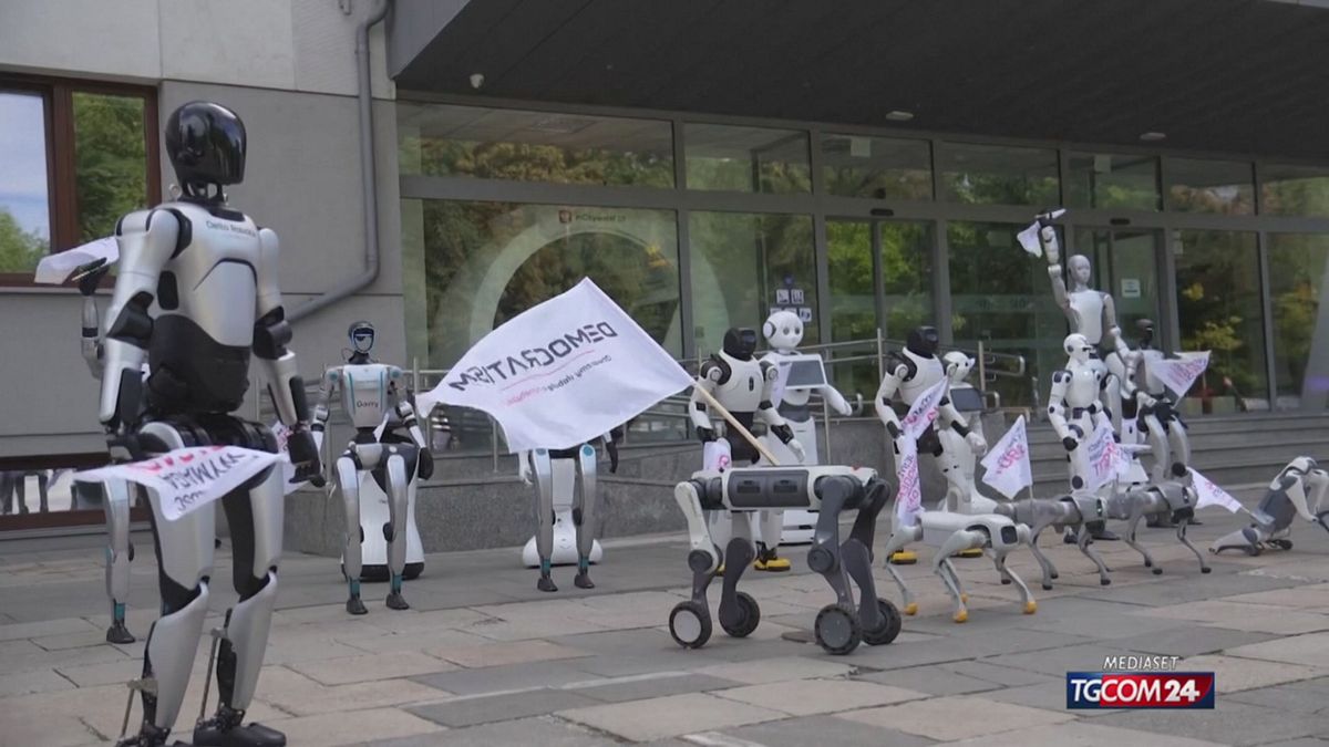 18.00 SCIOPERO ROBOT SRV