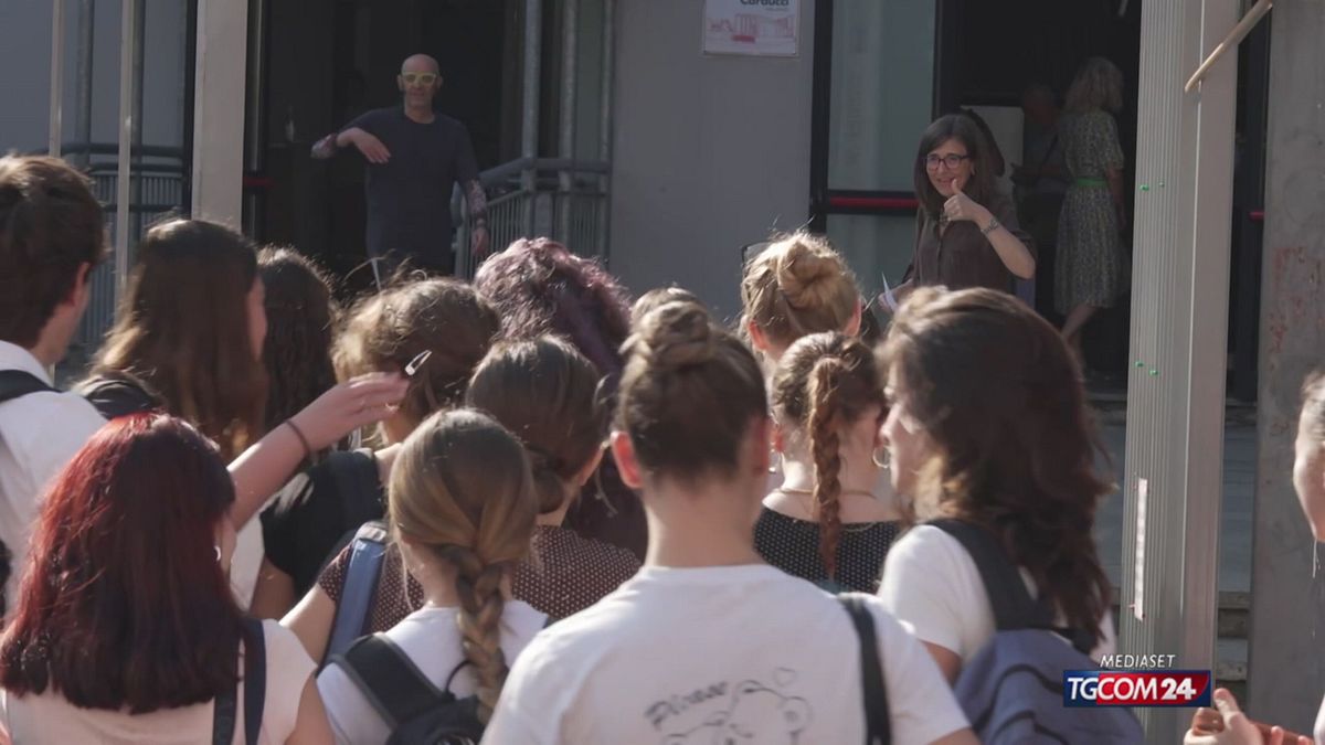 12.10 SCUOLA, SI RIPARTE SRV