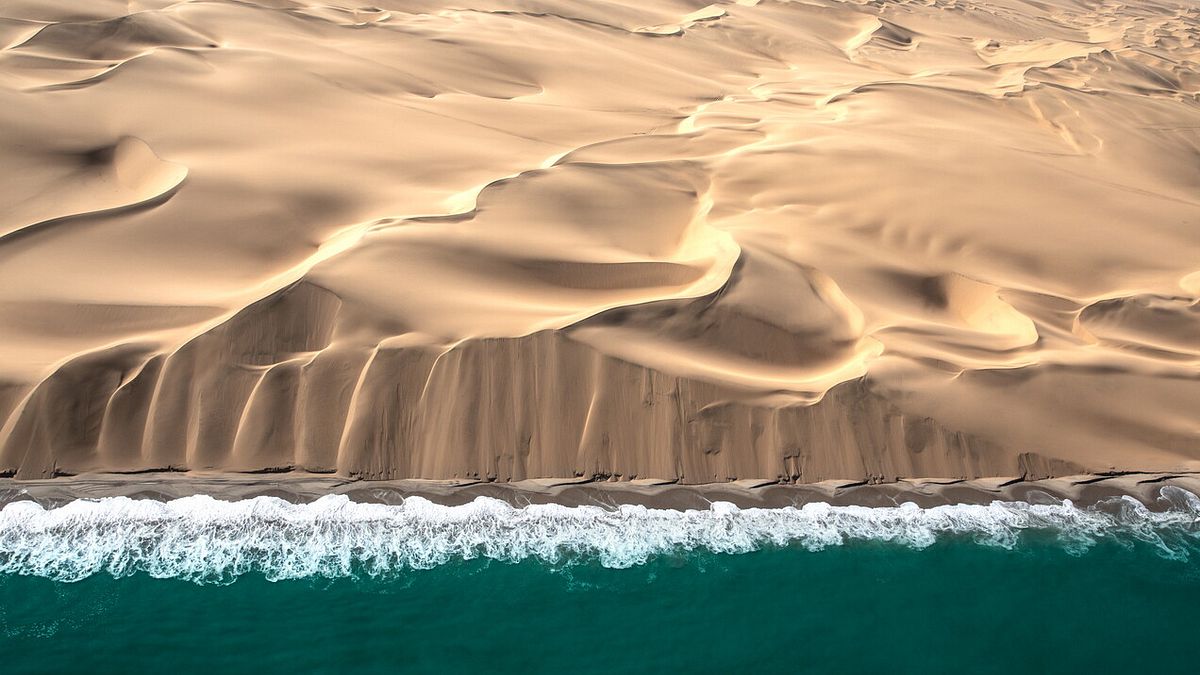 Skeleton Coast,  Namibia 