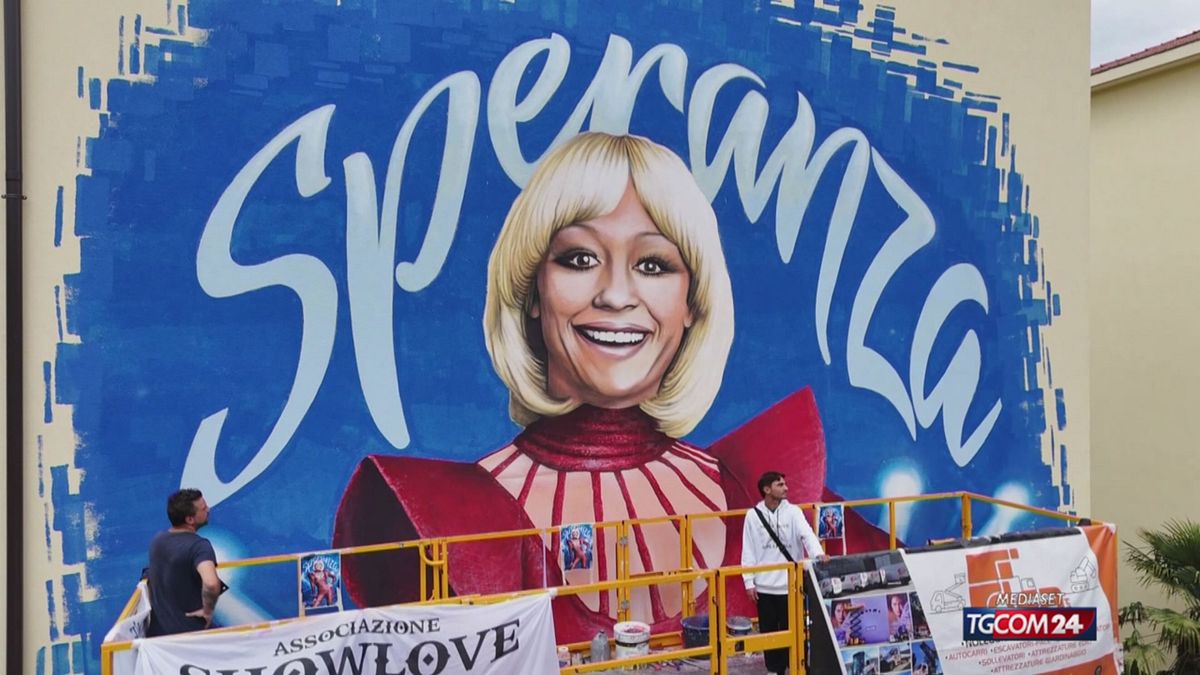 18.00 UN MURALES PER RAFFA SRV