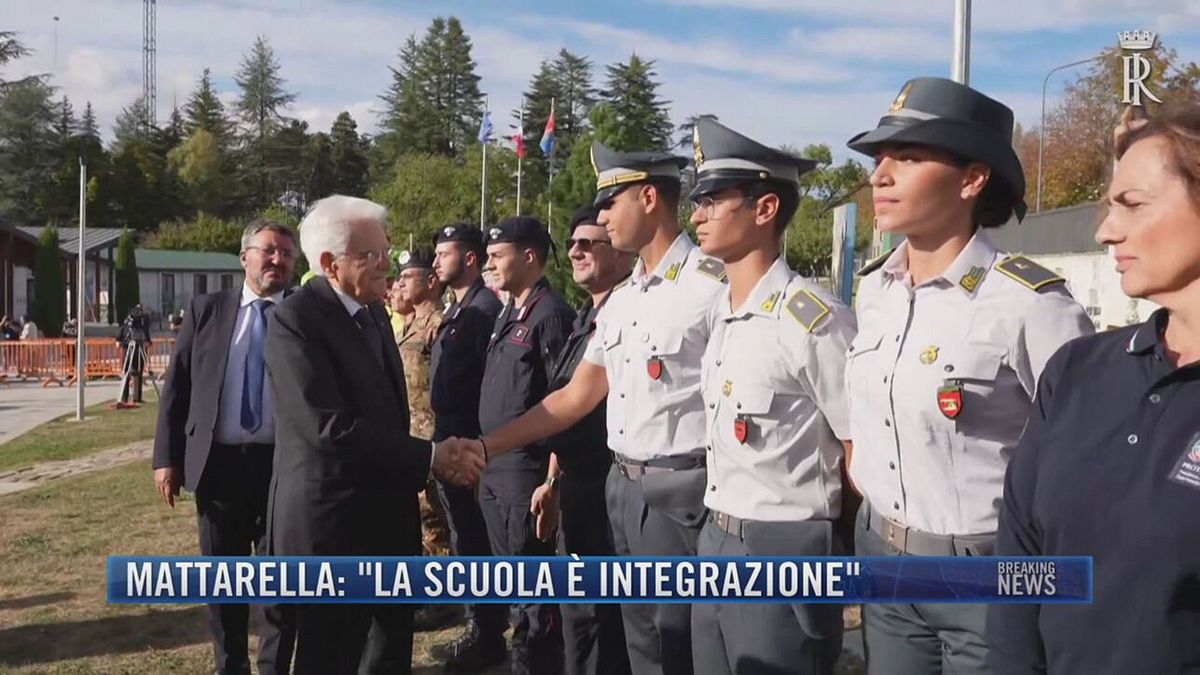 Breaking News delle 21.30 | Mattarella: "La scuola è integrazione"
