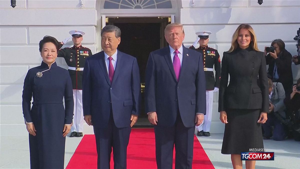 12.30 MELANIA E MADAME PENG SRV