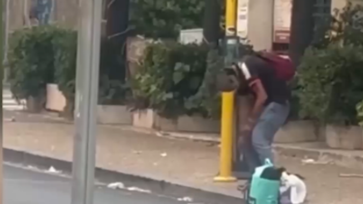 Il quartiere Tor Sapienza scende in piazza: "Il Fentanyl è arrivato nelle nostre strade"