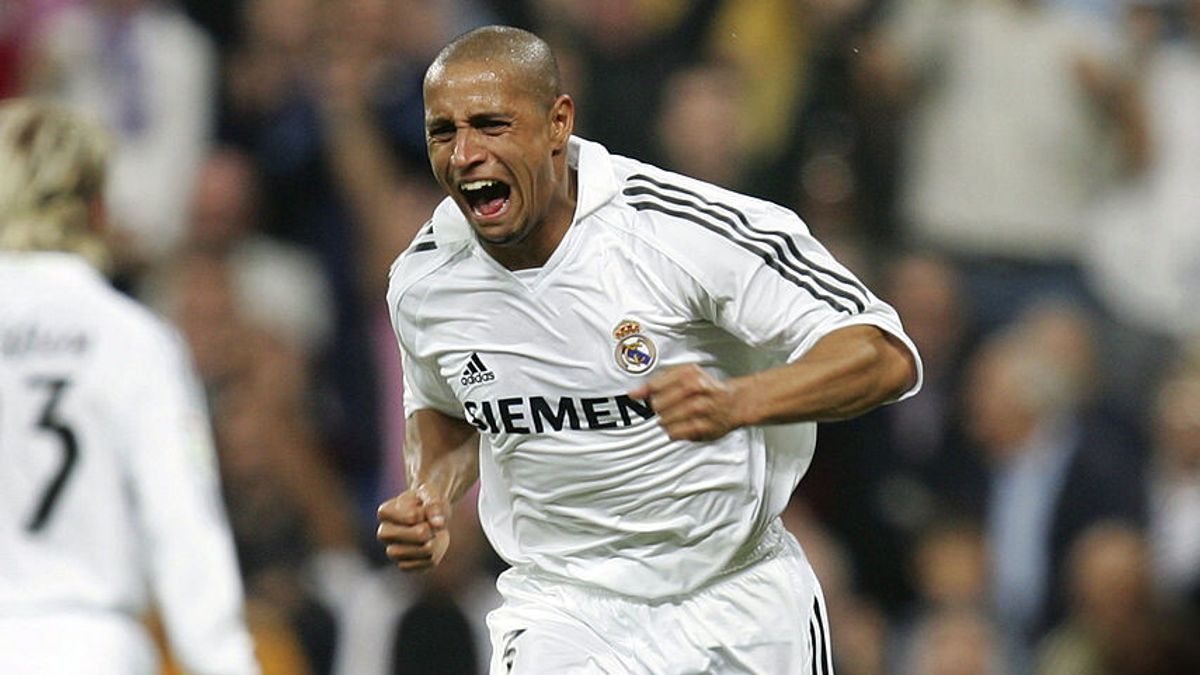  Roberto Carlos - 16 gol